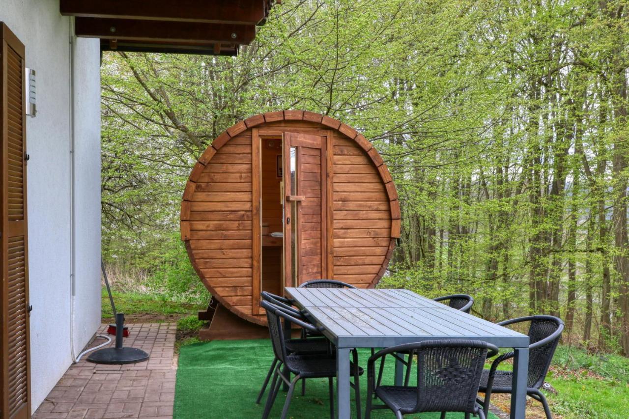 Seepark Kirchheim Ferienhaus Bei Zeta Mit Sauna 외부 사진
